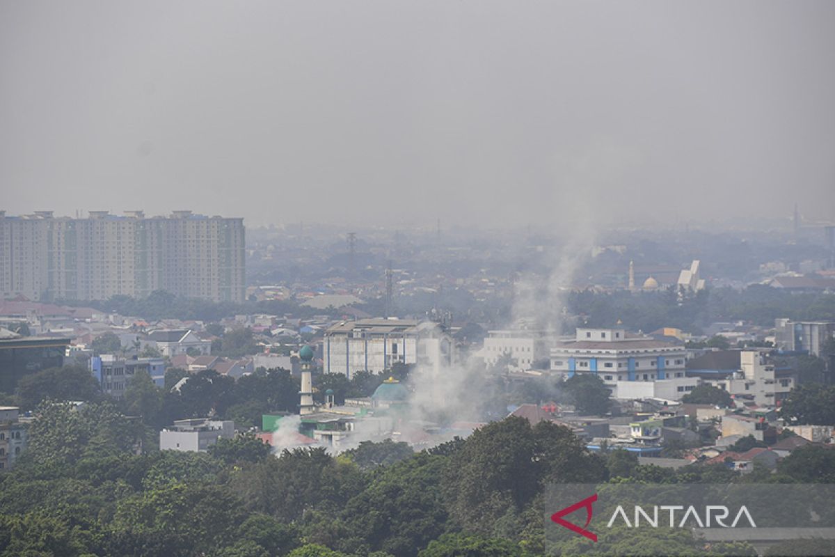 Kualitas udara Jakarta Senin siang terburuk di dunia