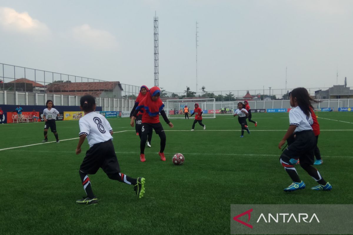 Kudus bakal gelar kompetisi sepak bola putri secara rutin