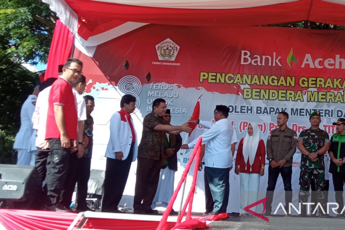 Kemendagri luncurkan gerakan 10 juta bendera di Lhokseumawe