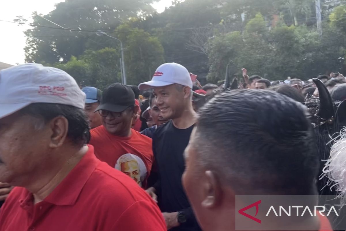 Gubernur Wayan Koster hadirkan Ganjar Pranowo di tengah masyarakat Bali