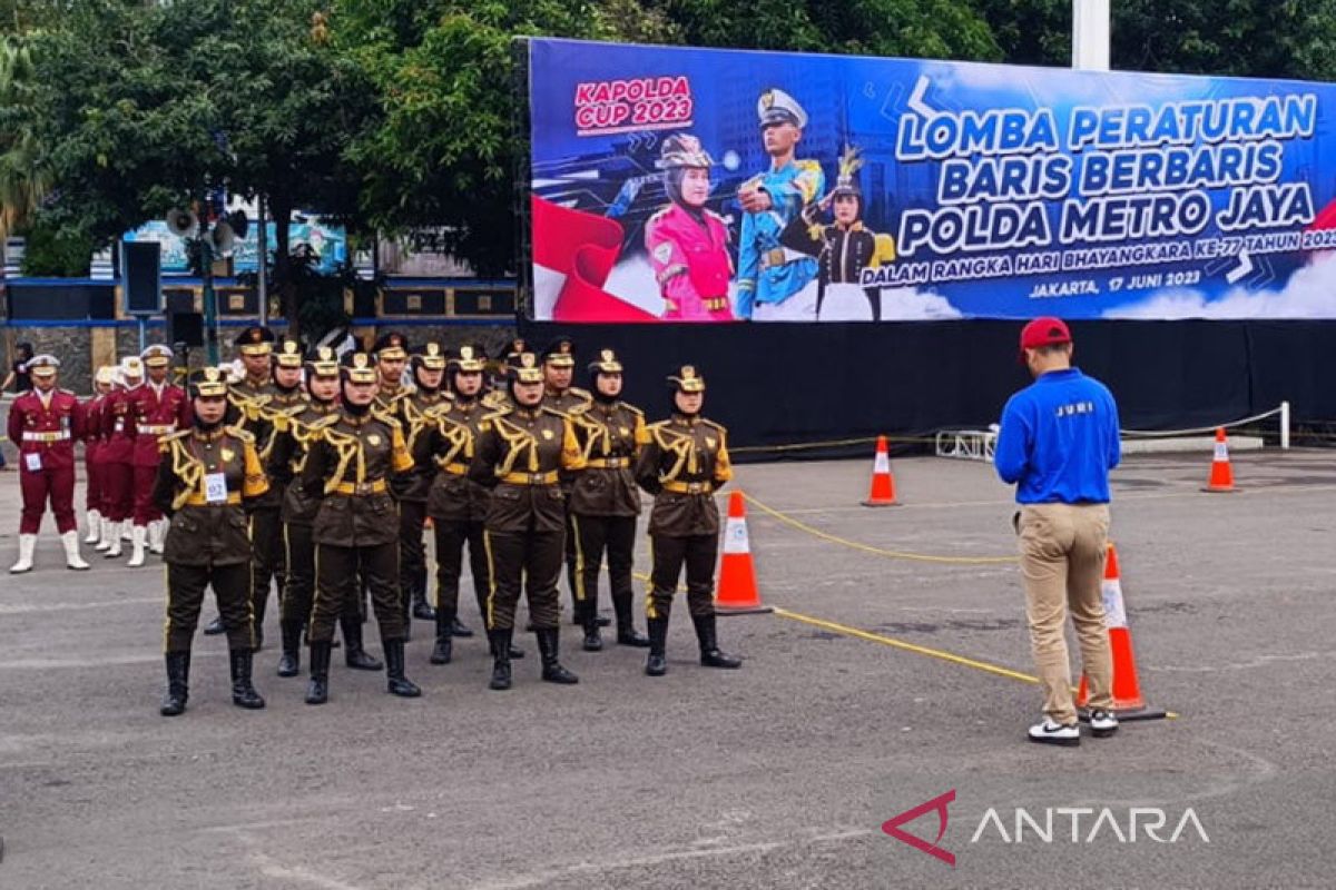 Polda Metro Jaya adakan lomba baris berbaris tingkat SMA