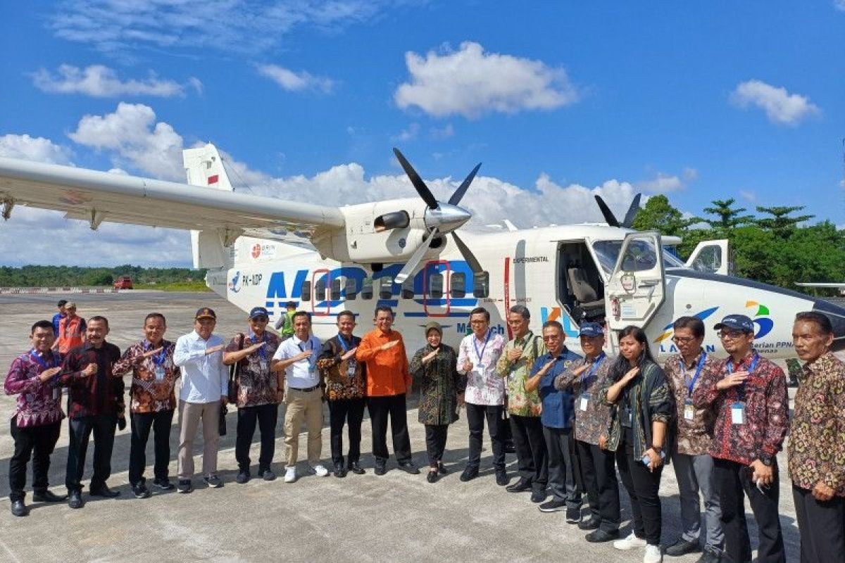 Pesawat produksi dalam negeri N219 jelajahi langit Kepulauan Riau