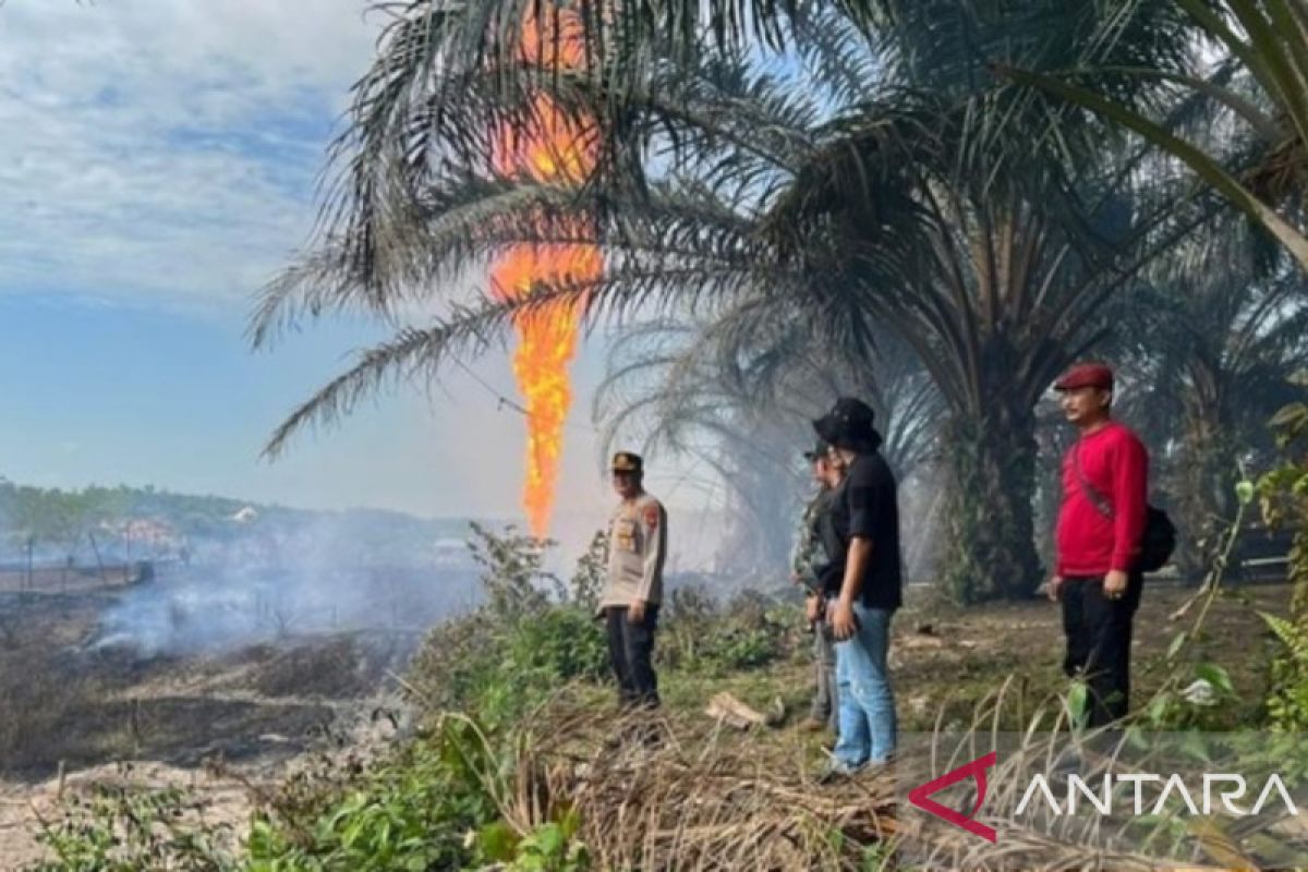 Polisi tutup ratusan sumur tambang minyak ilegal