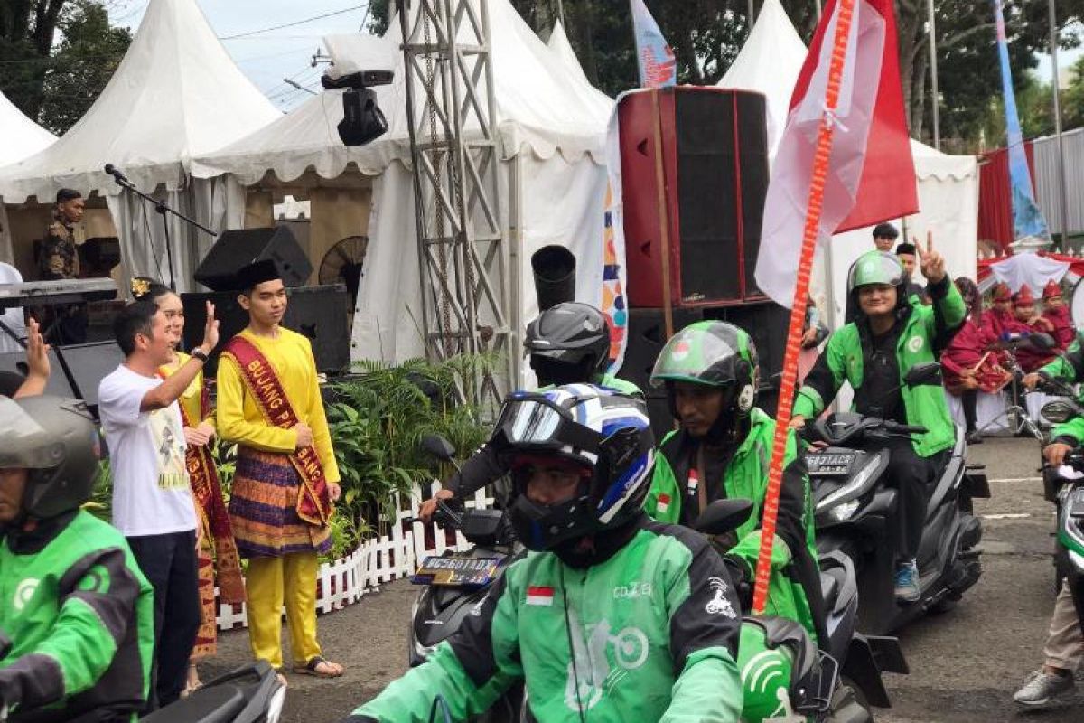 Konvoi driver ojol meriahkan HUT ke-1340 Kota Palembang