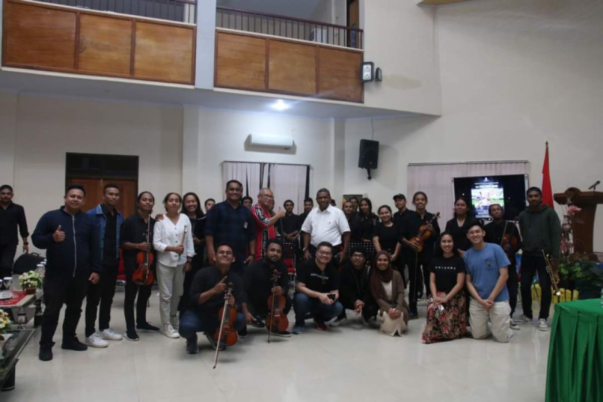 Ananda Sukarlan gelar workshop musik bagi musisi Ambon