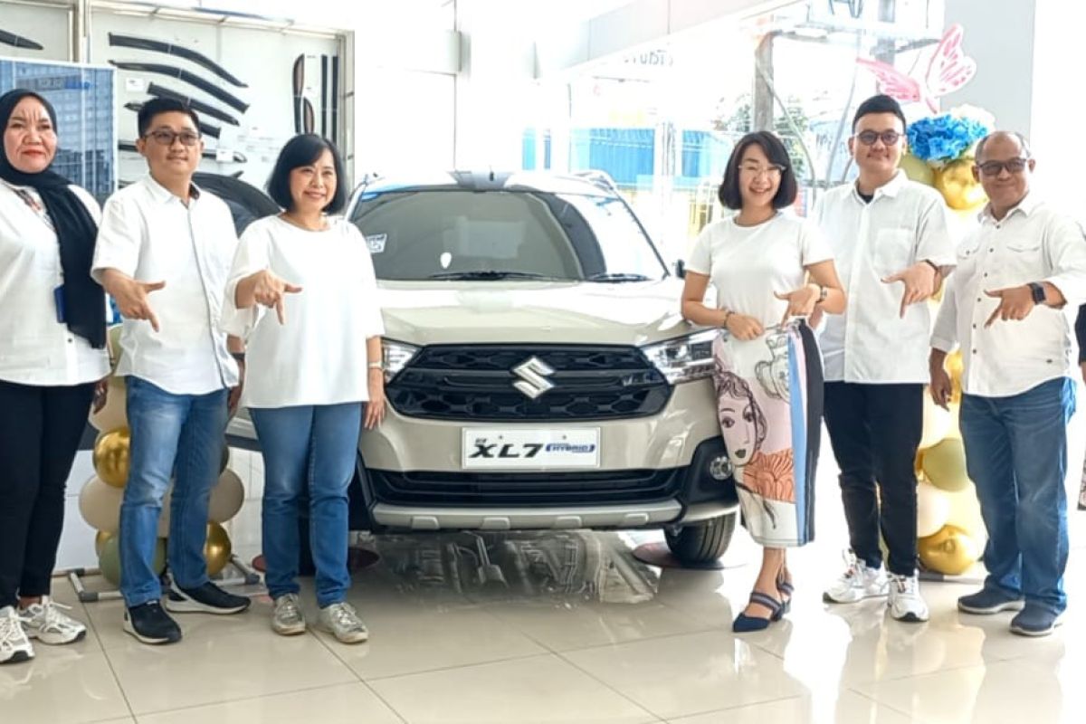 SUV keluarga yang ramah lingkungan, SIS resmi luncurkan New XL7 Hybrid di Babel