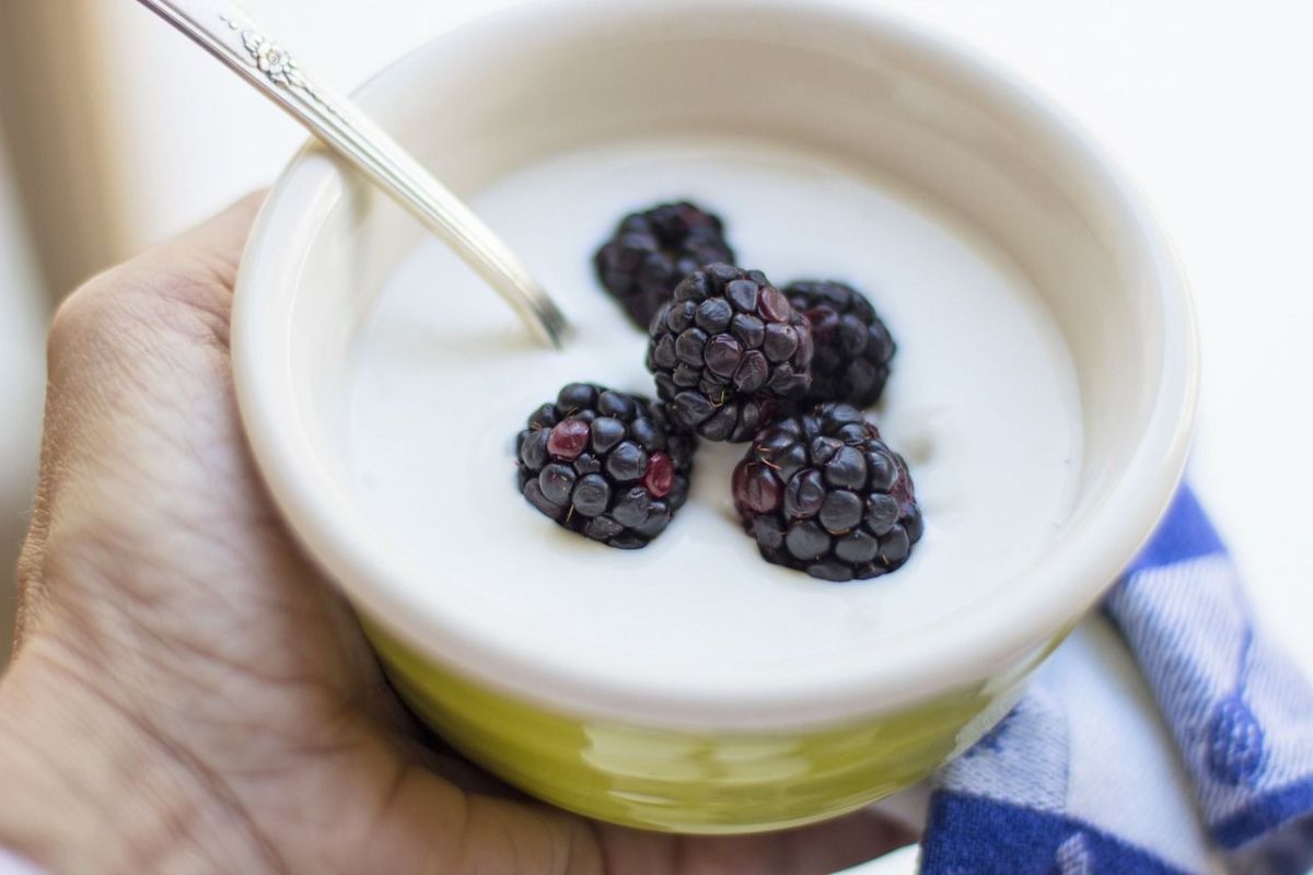 Ini manfaat yoghurt nabati dari almond