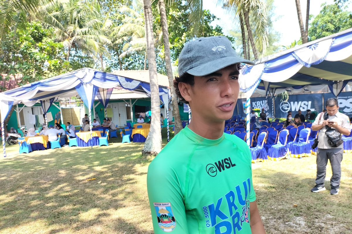 Peselancar Indonesia raih juara kelas Junior Men's Krui Pro 2023