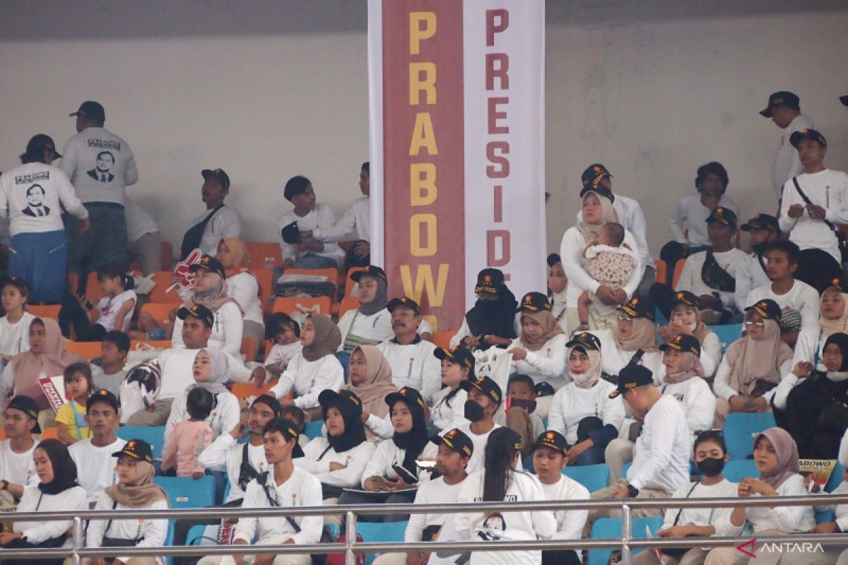Ribuan kader Gerindra konsolidasi akbar di Pakansari Bogor