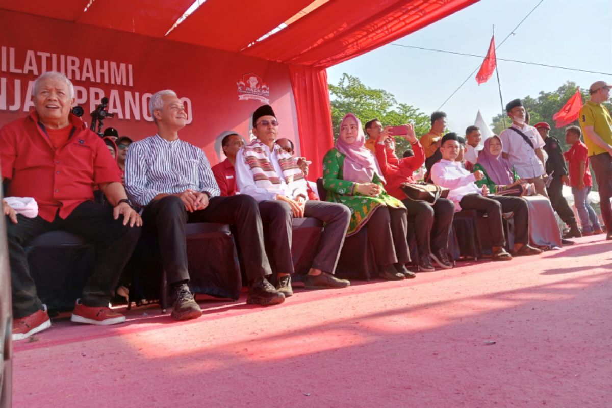 Ganjar: Lanjutkan sukses Presiden Jokowi untuk Indonesia Berdikari