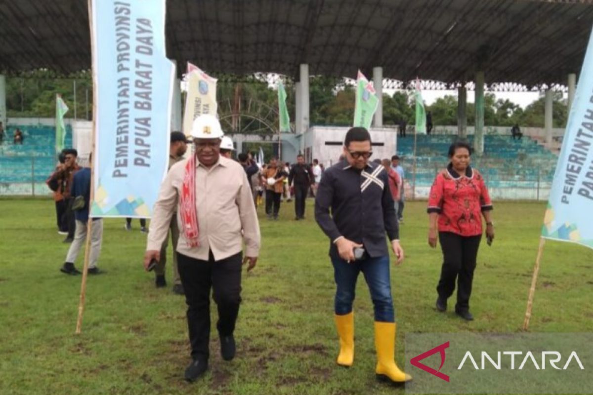 Komisi DPR RI minta Pemprov PBD segera bangun kantor gubernur