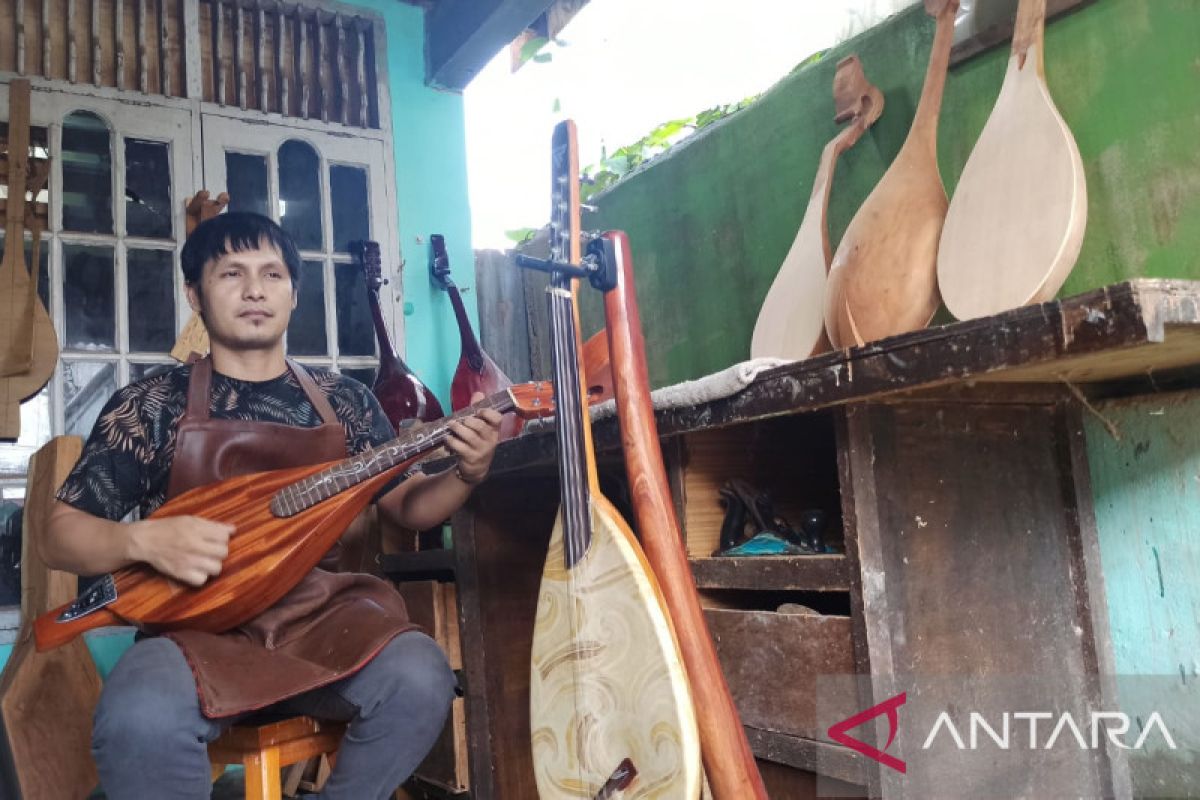 Senandung alat musik gambus Melayu yang tembus pasar internasional