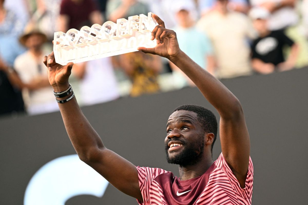 Petenis Tiafoe raih gelar lapangan rumput perdananya