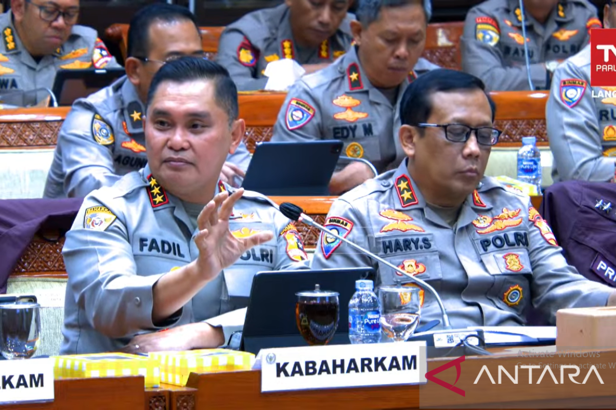 Police need to get closely involved in community: Kabaharkam