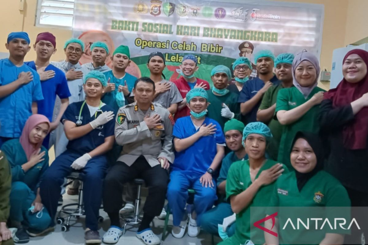 Polda Sulawesi Tenggara operasi bibir sumbing dan langit-langit 20 warga