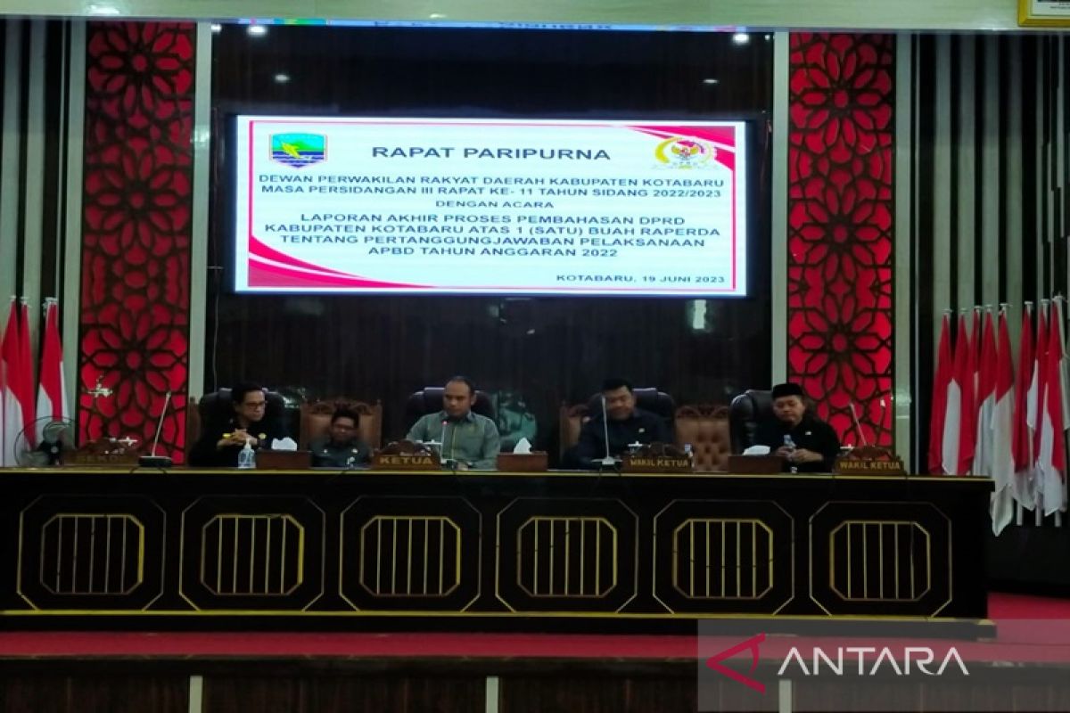 DPRD Kotabaru paripurnakan proses akhir pembahasan satu buah raperda
