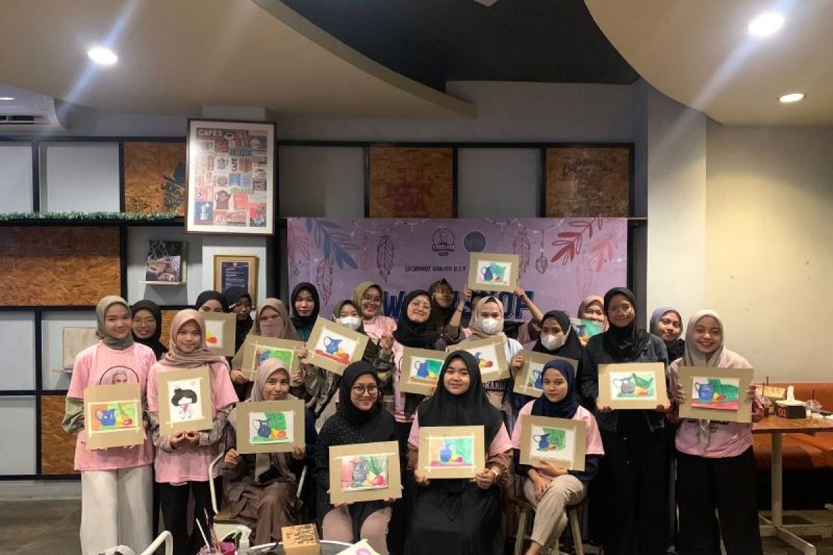 Srikandi Ganjar DIY gelar workshop melukis bareng perempuan milenial