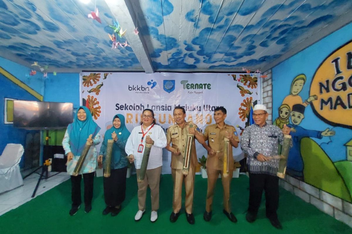 BKKBN opens school for senior citizens in Ternate