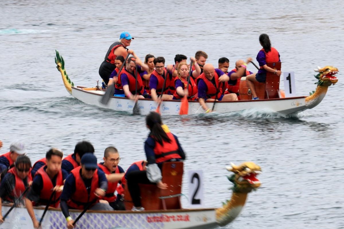 Pendayung asal Inggris menyukai balap perahu naga asal China