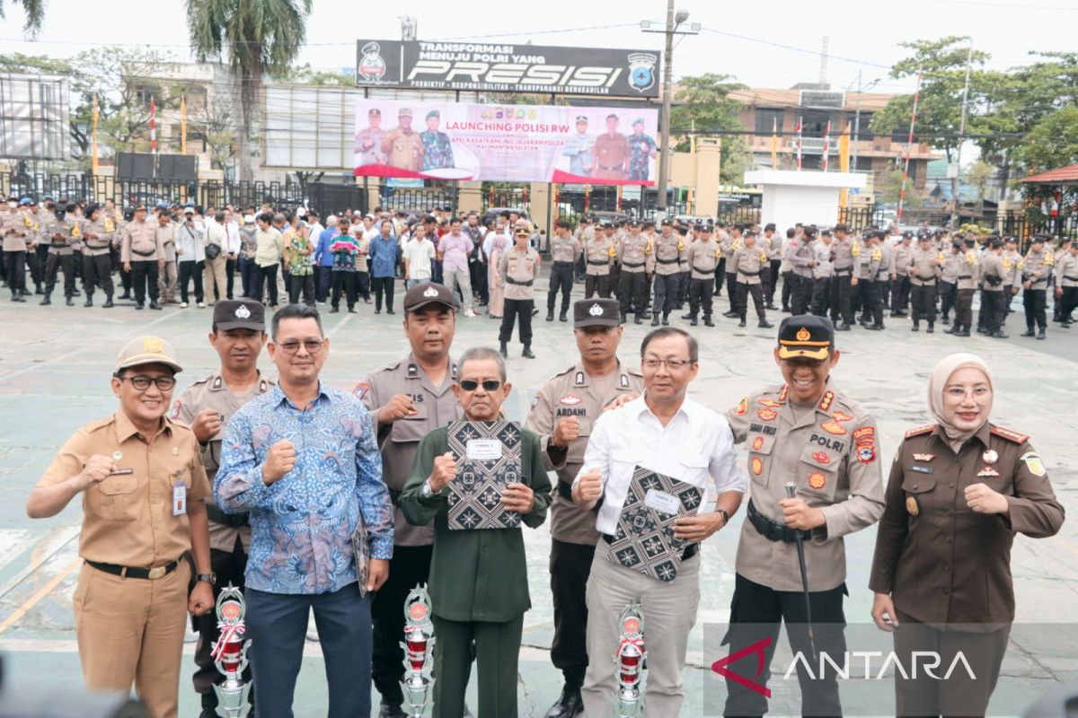 115 Polisi RW disebar jaga keamanan Kota Banjarmasin