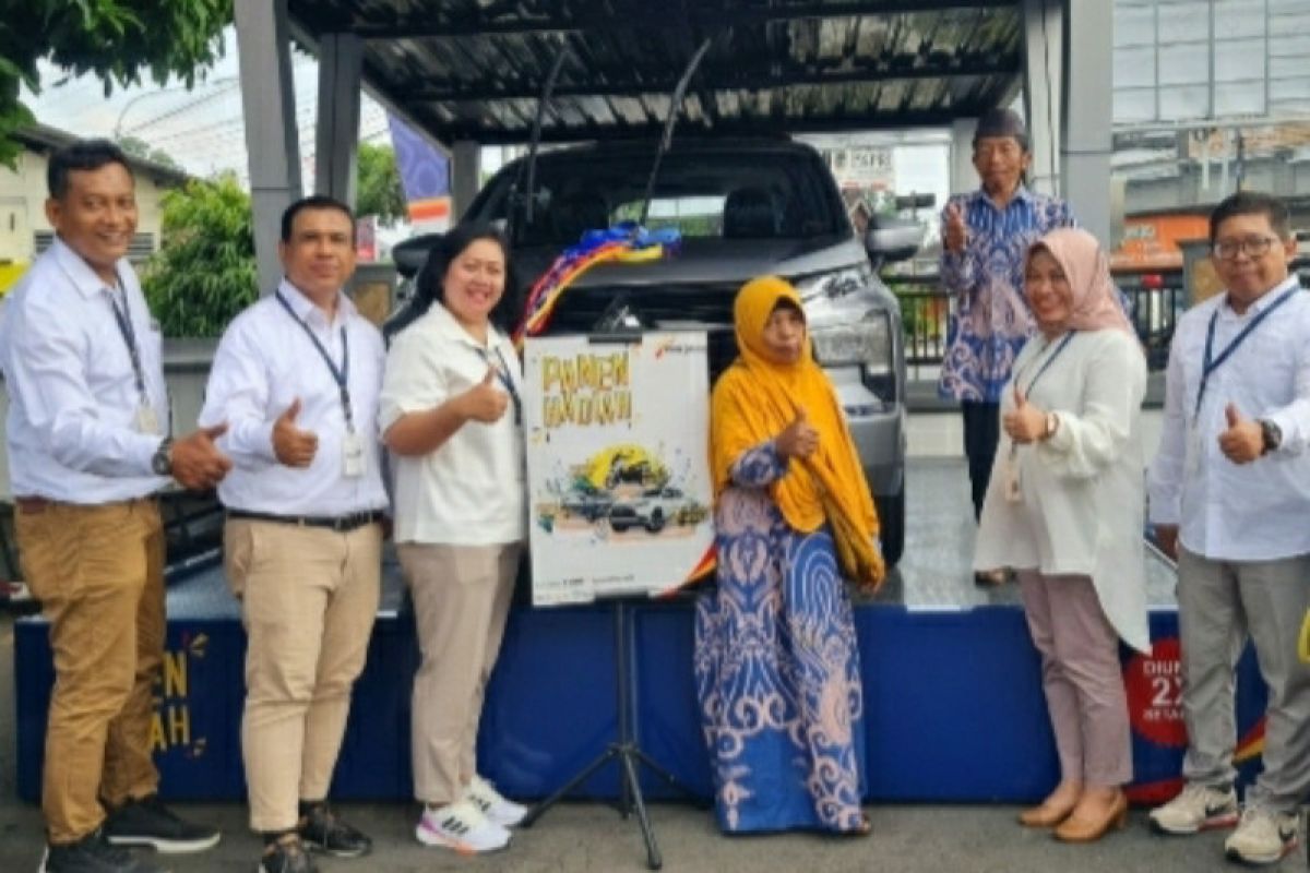 Petani Sragen dapat hadiah Mitsubishi Xpander dari Bank Jateng