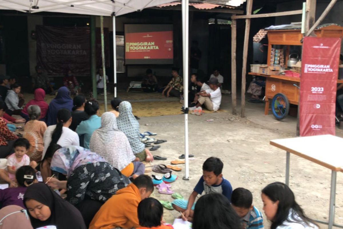 Festival Pinggiran Yogyakarta memberi pendidikan kewarganegaraan pemulung