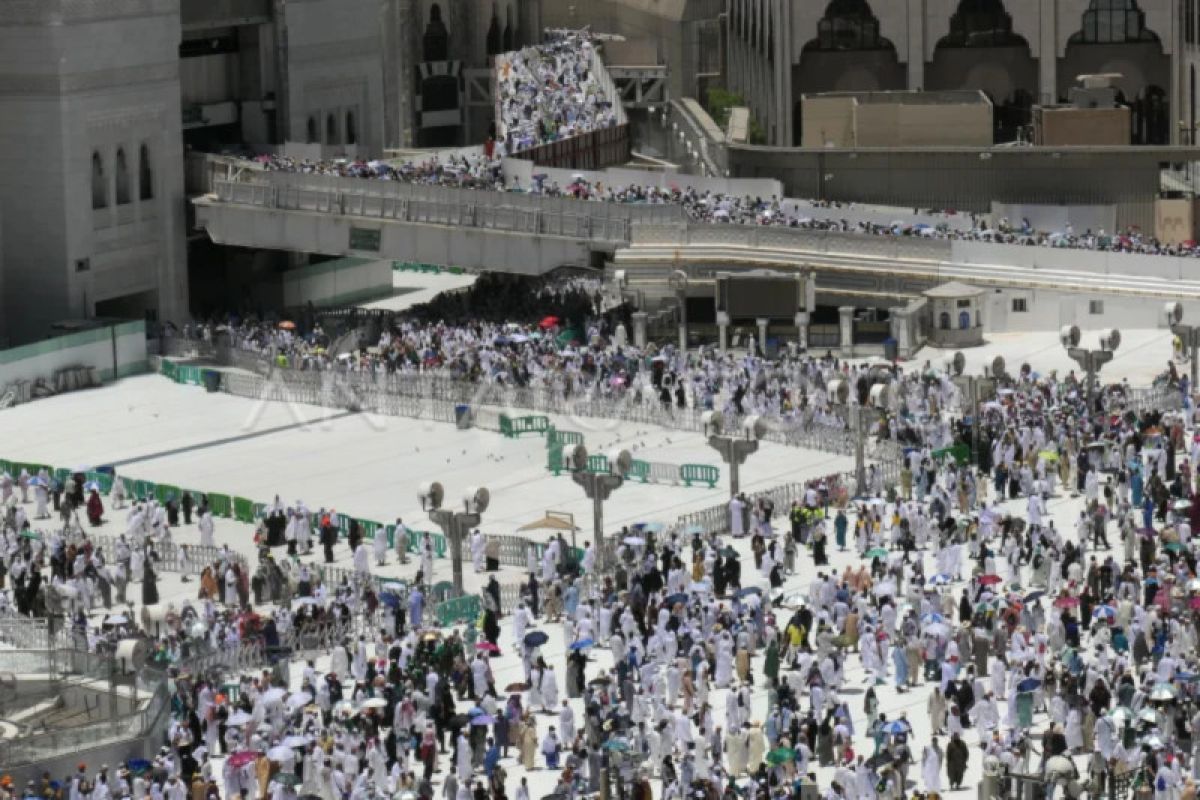 Kemenag ingatkan peserta haji tak swafoto berlebihan di Masjidil Haram