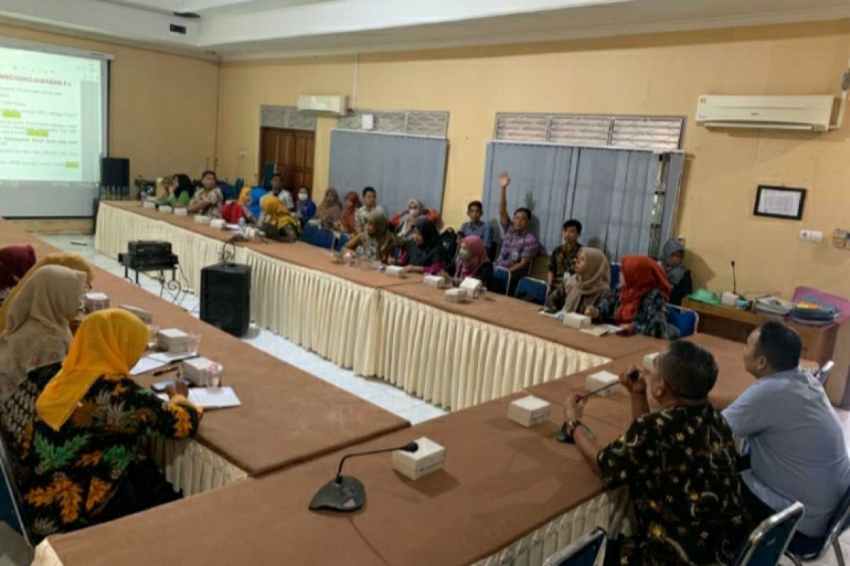 BPJS Ketenagakerjaan sosialisasi manfaat program ke wanita tani Cilacap