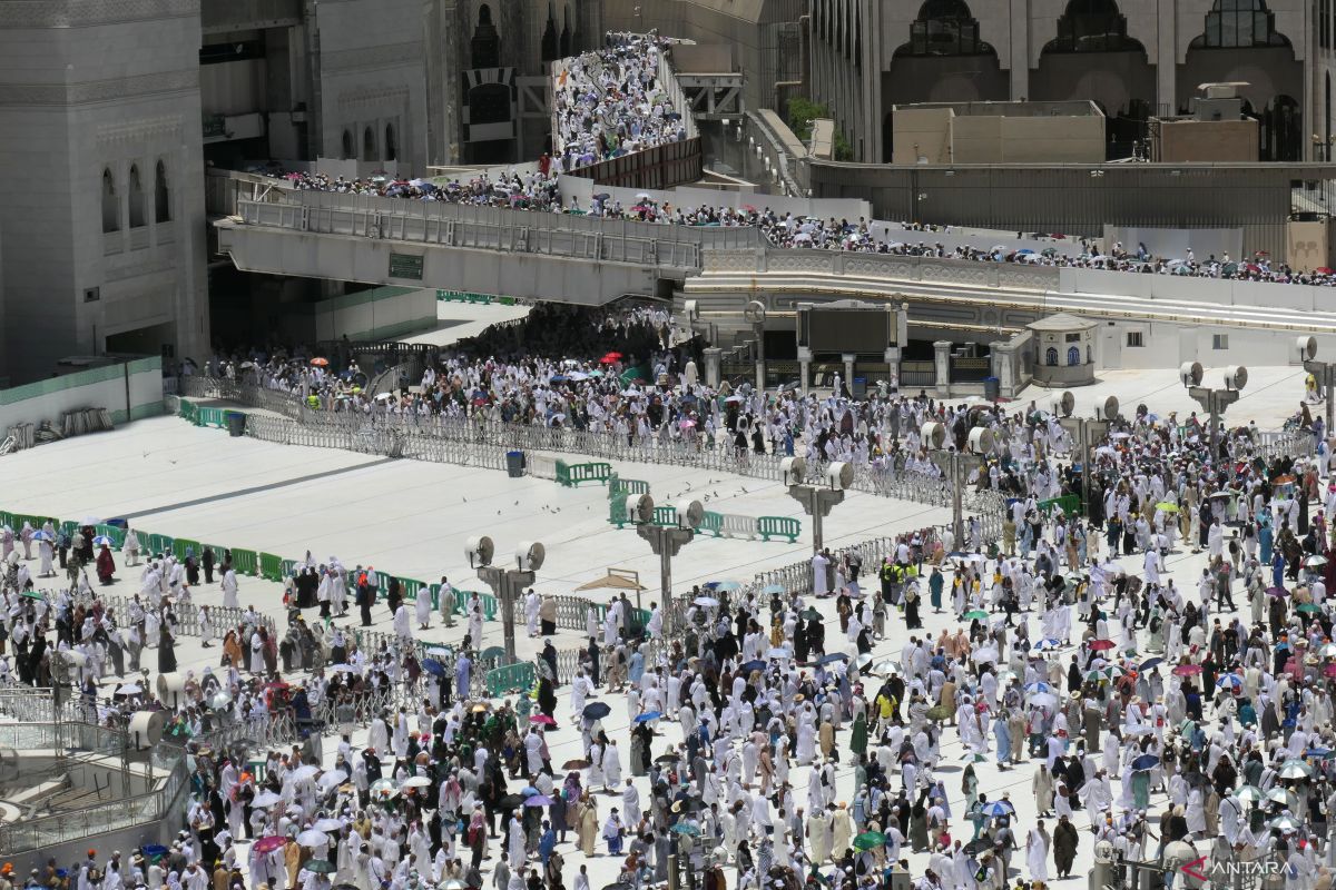 Peserta haji diingatkan untuk tak swafoto berlebihan di Masjidil Haram