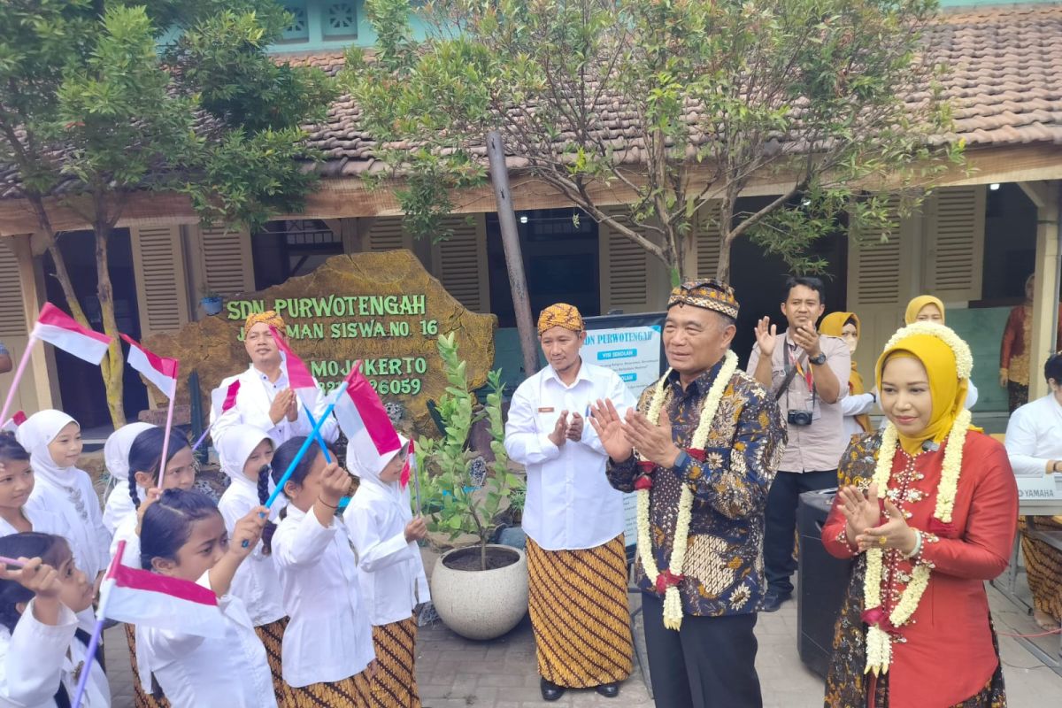 Menko Muhadjir dukung pembuatan galeri Soekarno di Mojokerto