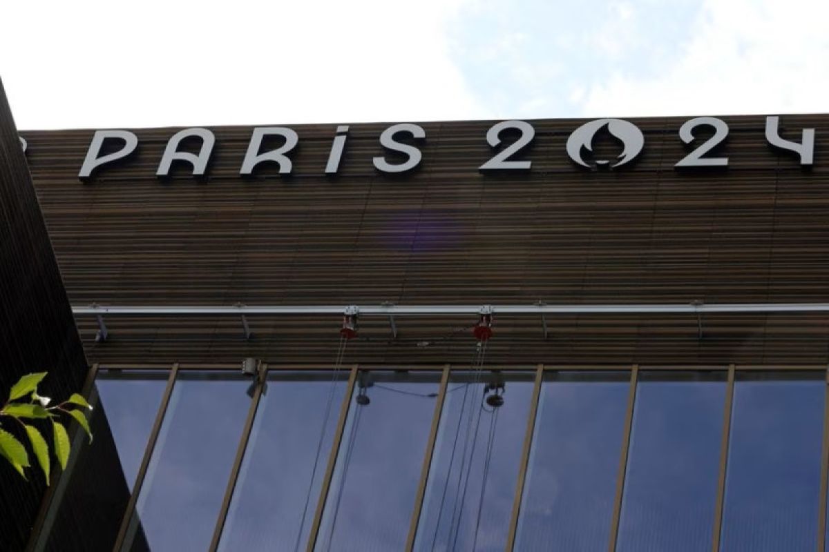 Selidiki dugaan korupsi, polisi geledah markas Olimpiade Paris 2024