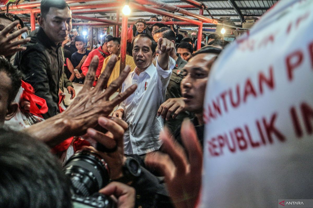 Jokowi: Libur Idul Adha tiga hari untuk dorong ekonomi