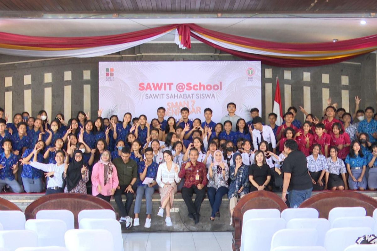 "Sawit Baik" menyapa insan pendidikan di Bali