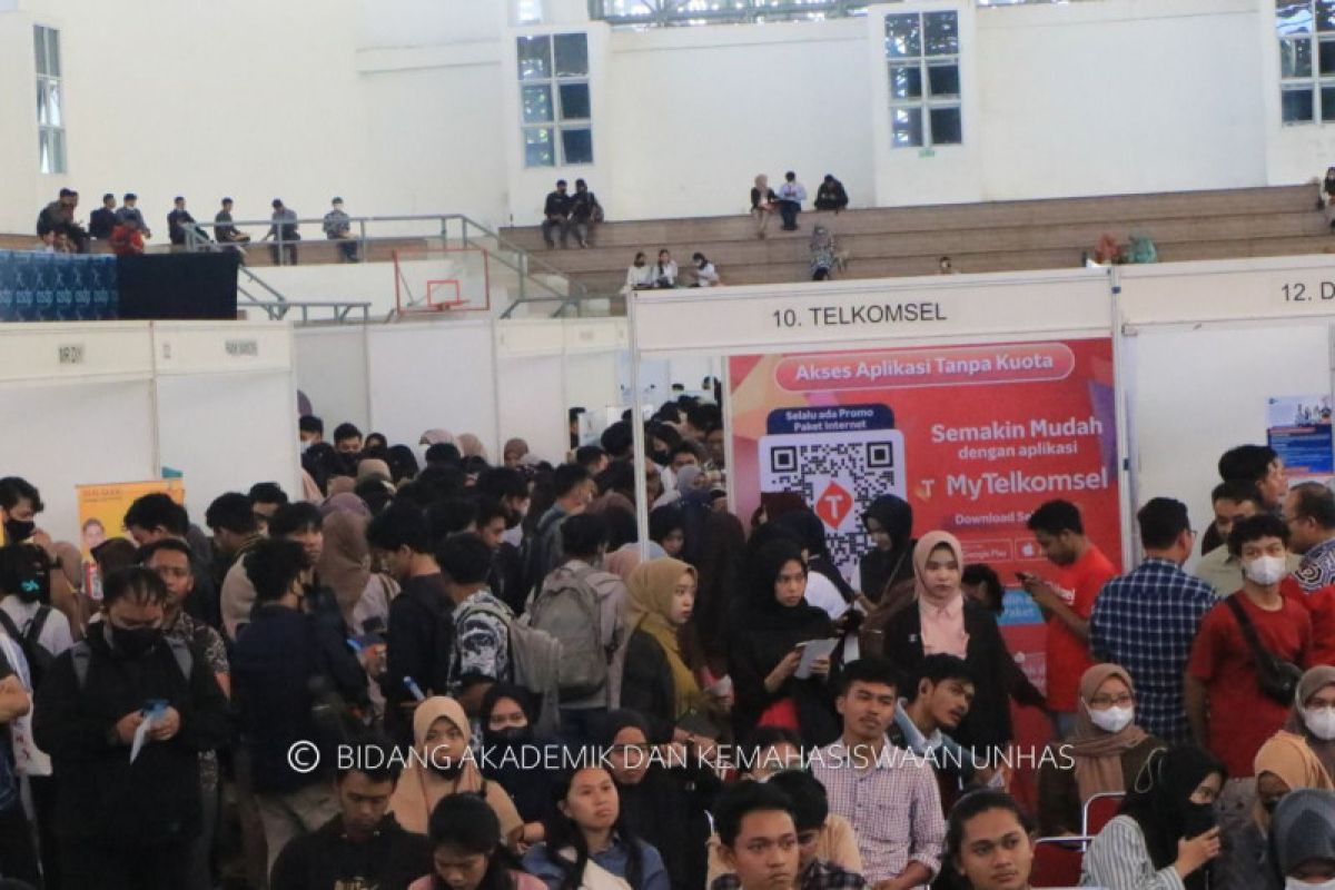 Ribuan pengunjung padati Unhas Career Expo 2023 di Makassar
