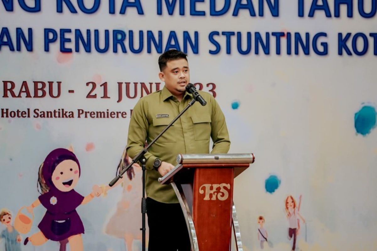 Politisi PDIP ramai-ramai serang Bobby Nasution, relawan siap pasang badan
