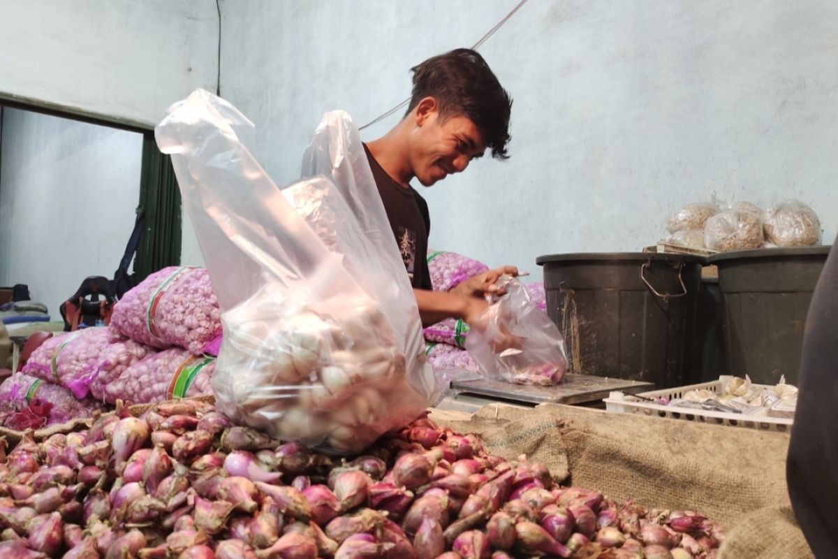 Jelang Idul Adha, harga pangan di Lampung stabil