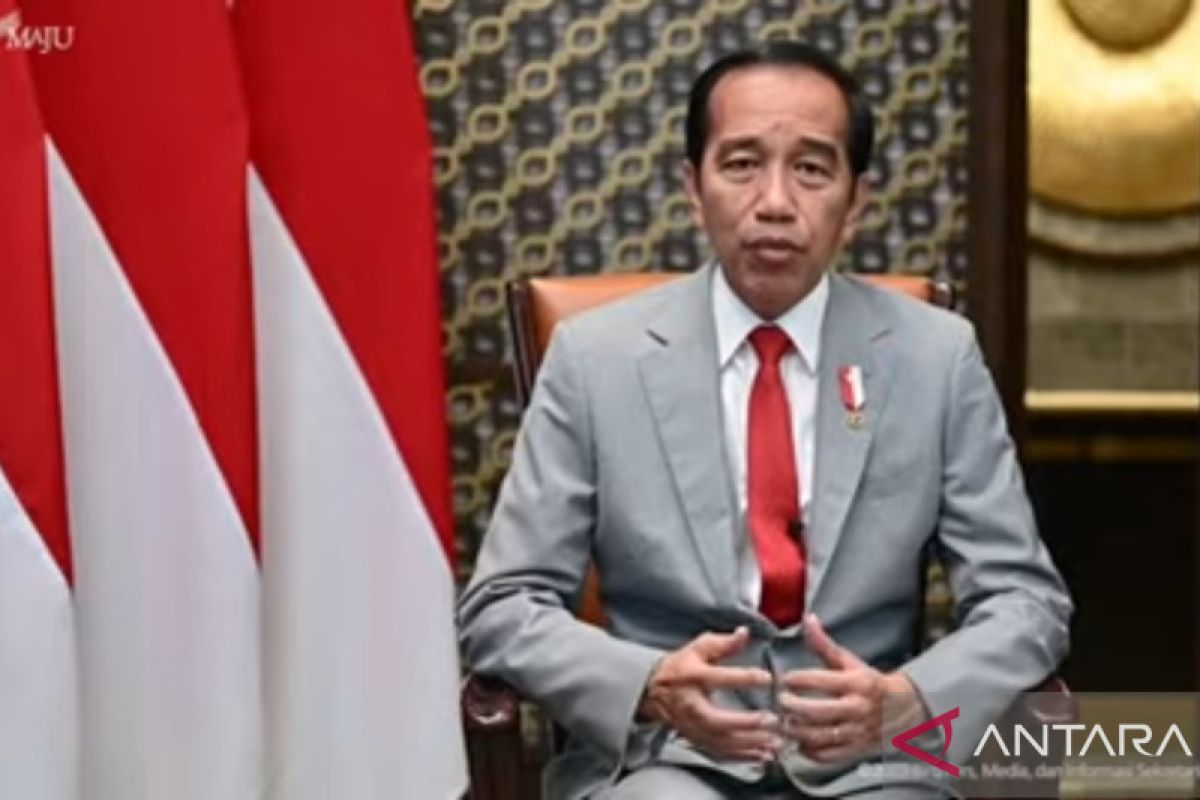 Presiden Jokowi resmi cabut status pandemi COVID-19 di Indonesia