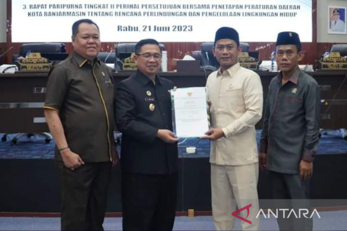Advertorial- DPRD Banjarmasin sampaikan Raperda pertanggungjawaban pelaksanaan APBD 2022