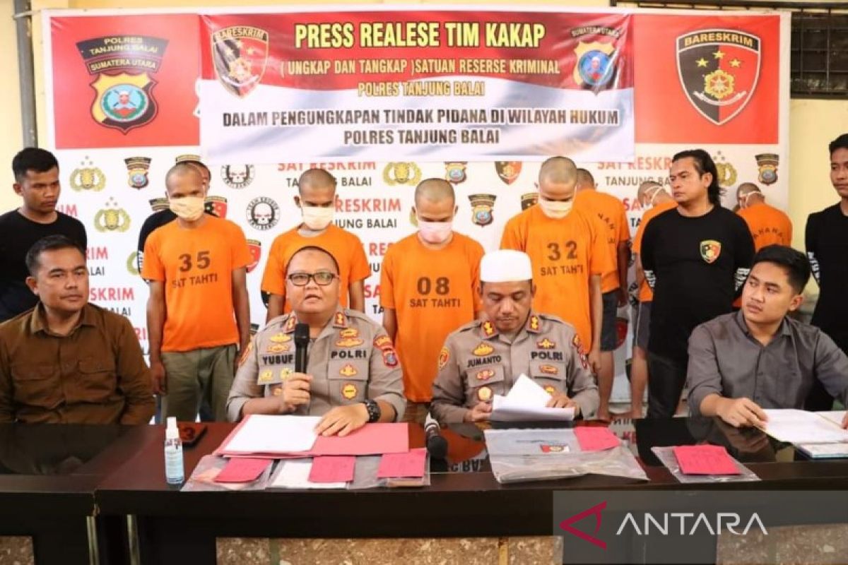Empat pemuda Tanjung Balai terlibat penipuan catut nama artis
