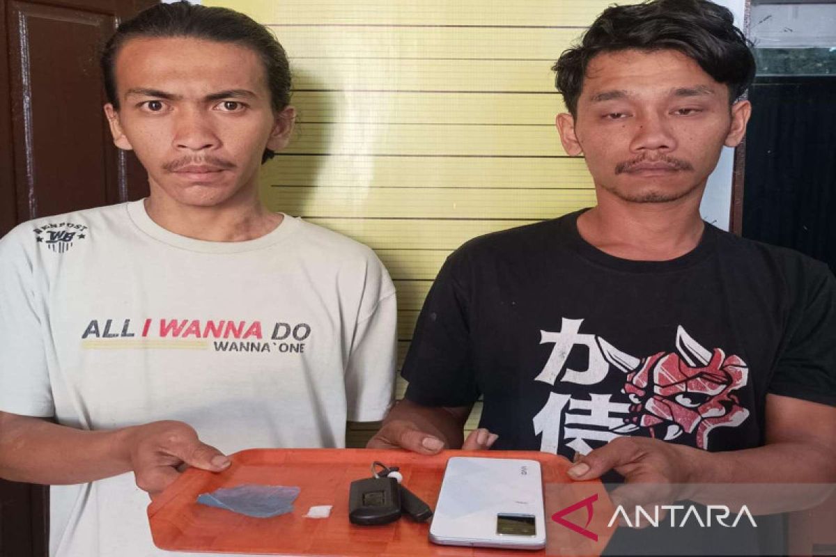 Dua laki-laki pengedar sabu ditangkap di Tapanuli Sumut