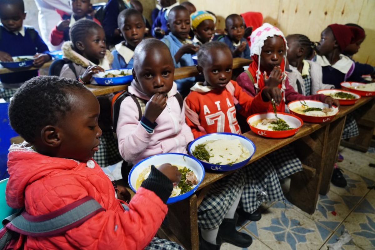 Kenya akan tambahkan 2,4 juta murid untuk program makan siang gratis