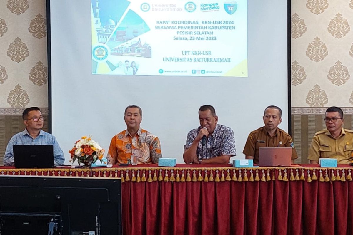 Bupati Pesisir Selatan melakukan Audiensi dengan Rektor Universitas Baiturrahmah di Padang