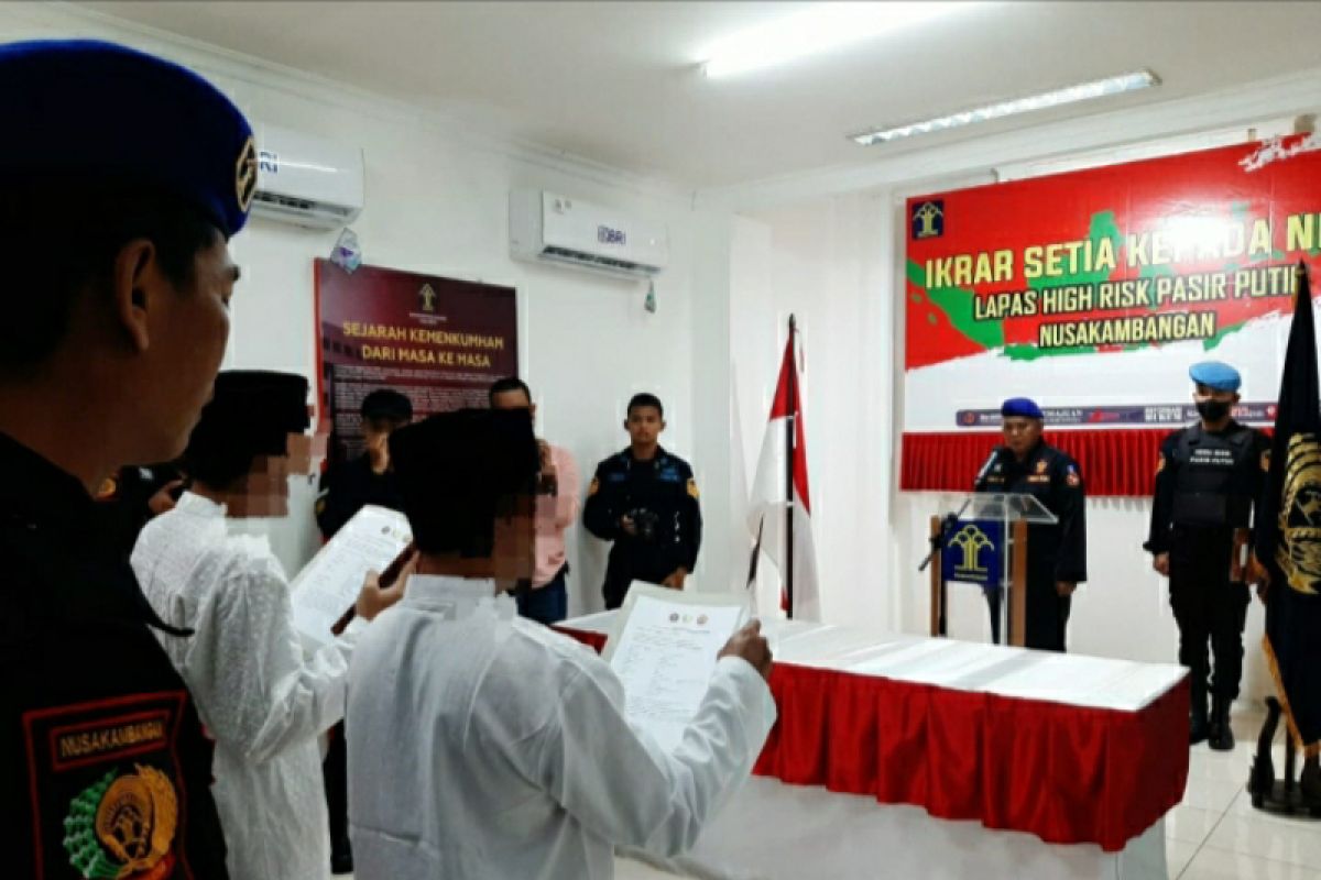 Dua napiter Lapas Pasir Putih Nusakambang berikrar setia NKRI