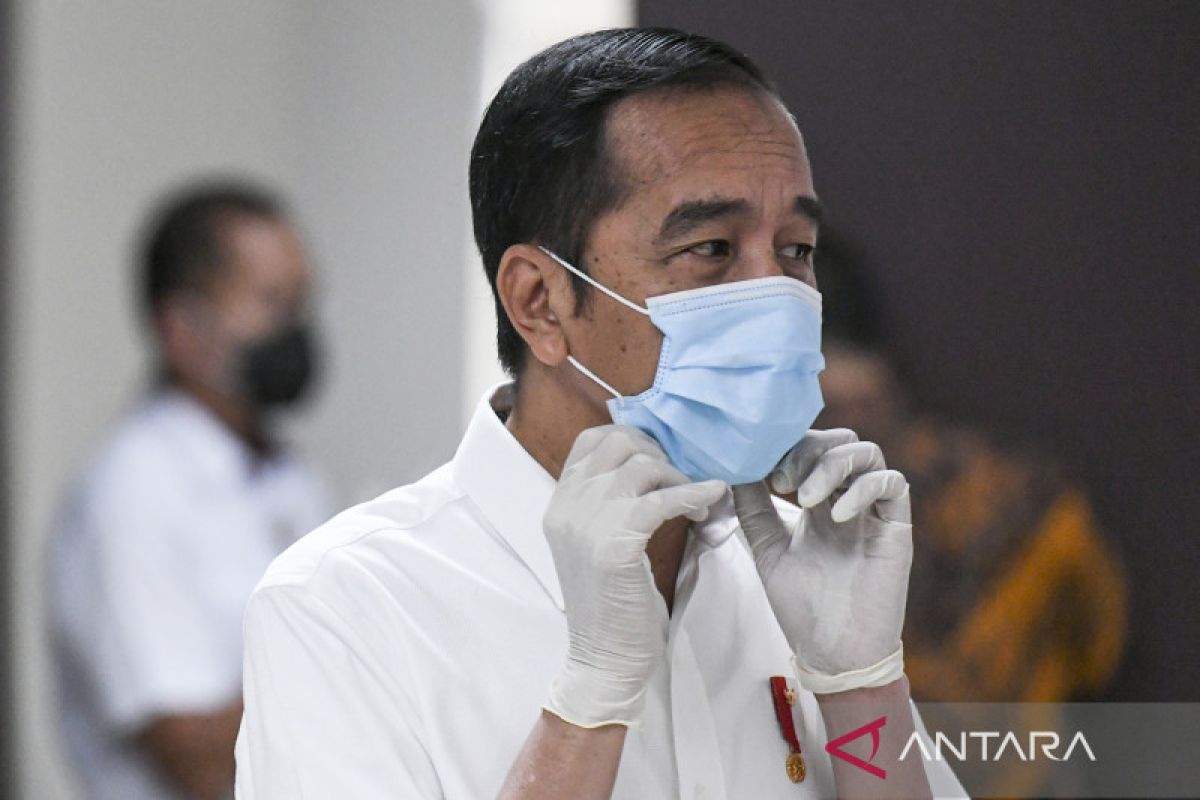 Jokowi resmi cabut status pandemi COVID-19 di Indonesia