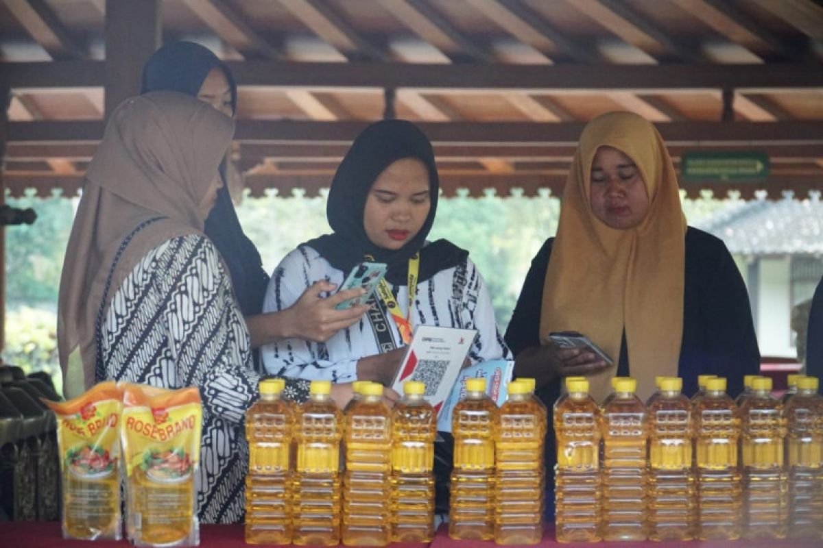 BI berdayakan penggunaan QRIS di UMKM Pasar Seni Borobudur