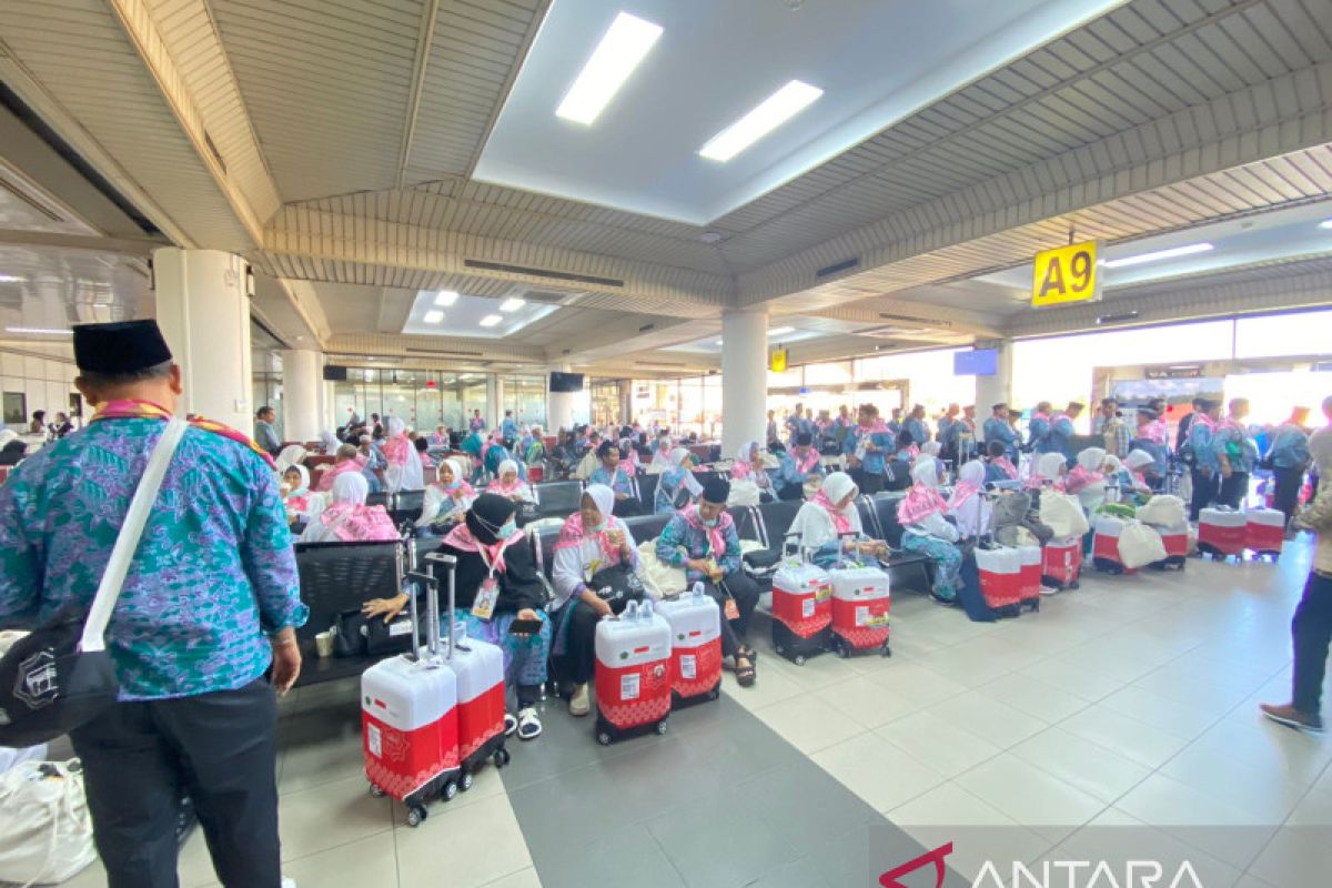 Embarkasi Batam memberangkatkan 476 calon haji tambahan