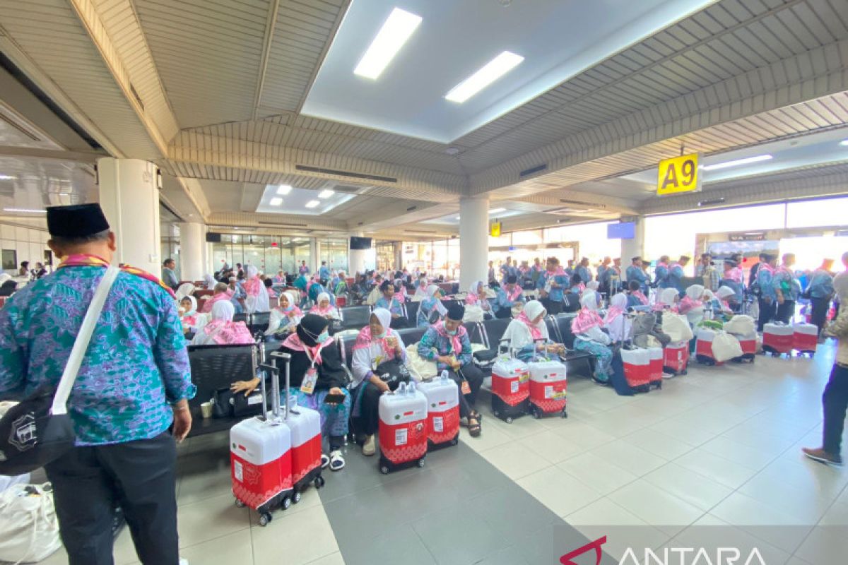 Embarkasi Batam berangkatkan 476 calon haji tambahan hari ini