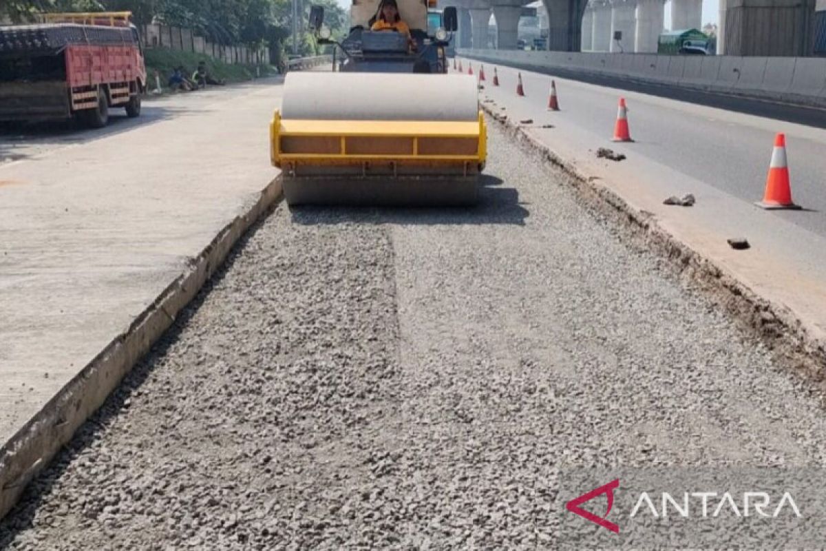 Jasa Marga memperbaiki Km 36 Jalan Tol Jakarta-Cikampek