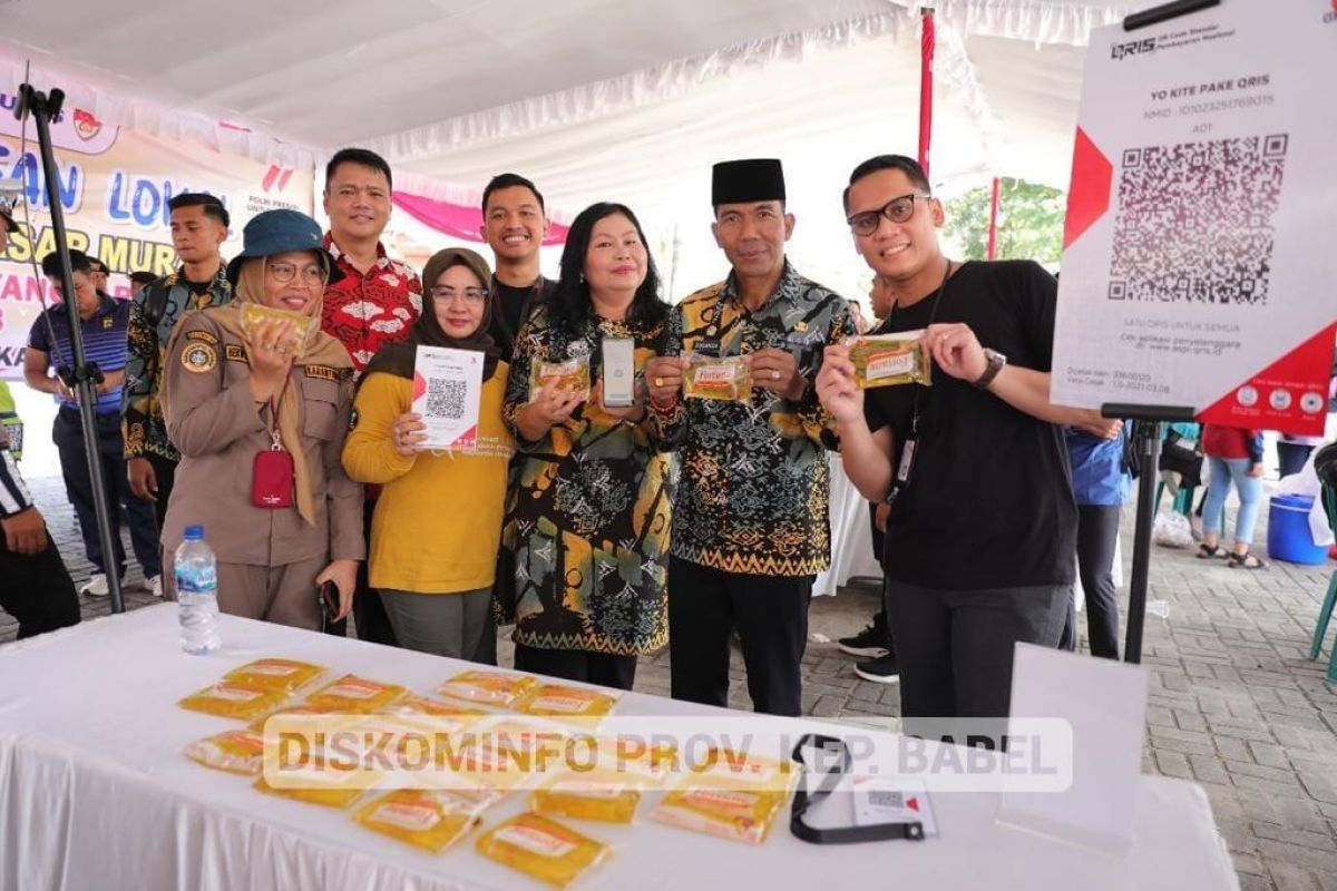 Pj Gubernur Suganda Tinjau Festival Kearifan Lokal Bazar UMKM dan Pasar Murah di Bhaypark