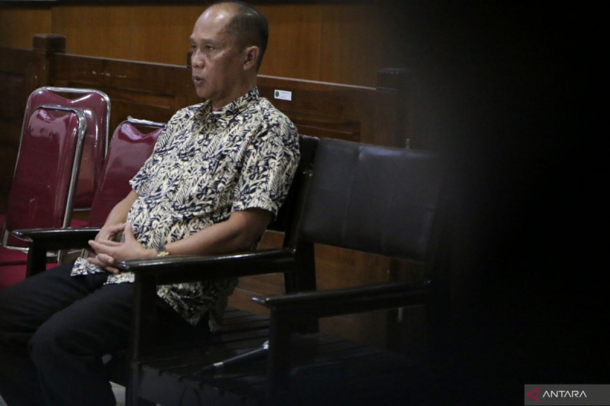 Jaksa tuntut mantan Direktur RSUD Praya 7,5 tahun penjara